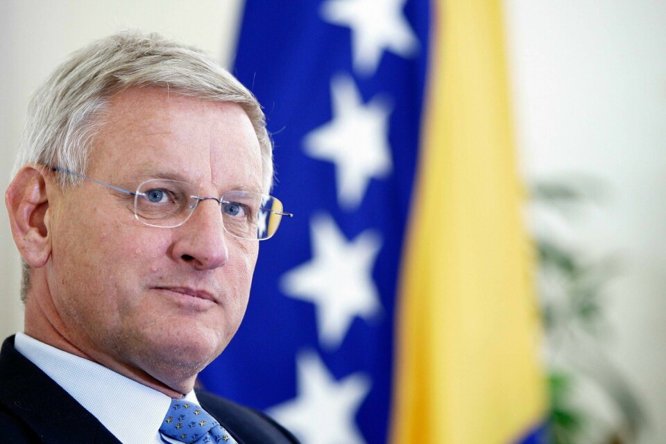 Carl Bildt legger ikke skjul på hvor viktig USAs og Europas økonomiske støtte er for Ukraina i kampen mot Russland.