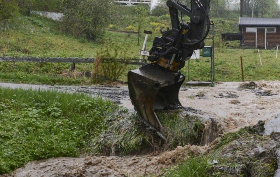 Agder Gruppen driver bl.a. utleie av anleggsmaskiner. Illustrasjonsfoto. Gravemaskin. Illustrasjon