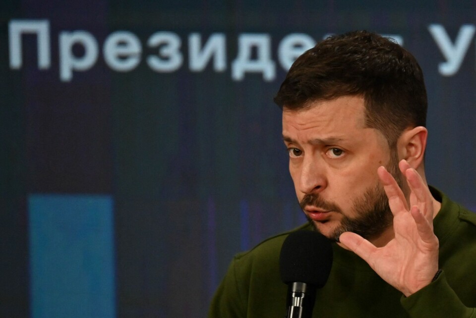 Ukrainas president Volodymyr Zelenskyj. Ukraine's President Volodymyr Zelensky attends a press conference during the 'Ukraine Year 2024' forum in Kyiv on February 25, 2024, marking the second anniversary of the Russian invasion of Ukraine. (Photo by Sergei SUPINSKY / AFP)