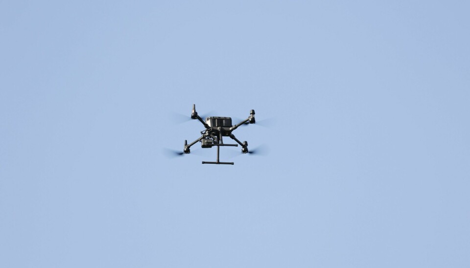 Dronene er tatt i beslag, og politiet jobber nå med bevissikring og vil opprette sak på forholdet. Dronene er tatt i beslag, og politiet jobber nå med bevissikring og vil opprette sak på forholdet.