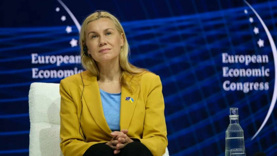 EUs energikommissær Kadri Simson med råd til medlemslandene om hvordan de skal få fart på fornybar energi. EUs energikommissær Kadri Simson med råd til medlemslandene om hvordan de skal få fart på fornybar energi.BARTOSZ SIEDLIK, EU-kommisjonens mediaservice