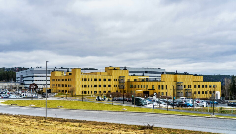 Det har blitt påvist flere tilfeller av norovirus på døgnområdet for akuttgeriatri på Kalnes sykehus. Sykehuset jobber nå med begrense smittespredningen. Utbruddet av antibiotikaresistente bakterier er avsluttet ved sykehuset i Østfold, opplyser sykehuset. FHI meldte tidligere om et pågående utbrudd i Oslo og på Kalnes. Foto: Ole Berg-Rusten / NTB
