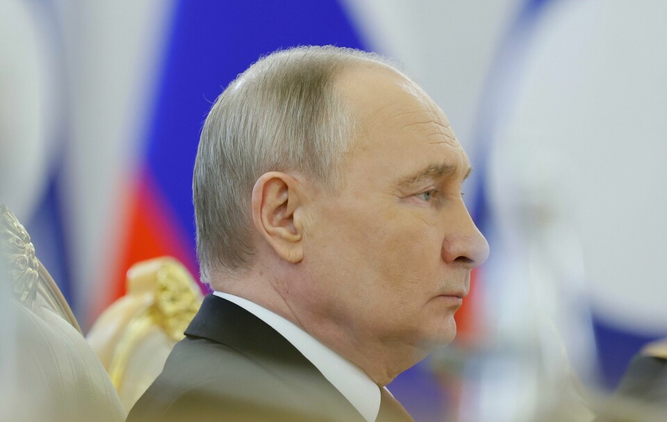 Russland og president Vladimir Putin gikk til fullskala invasjon av Ukraina i februar 2022. Russia's President Vladimir Putin attends a meeting with Laos' President on the sidelines of Victory Day celebrations in Moscow on May 9, 2024. Russia celebrates the 79th anniversary of the victory over Nazi Germany in World War II. (Photo by Maxim Shemetov / POOL / AFP)
