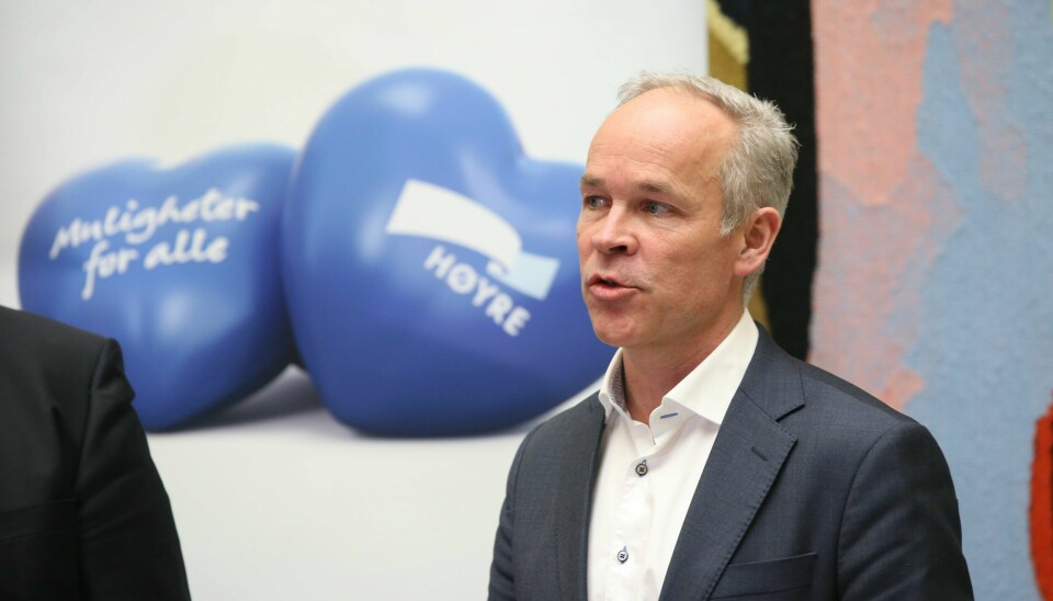 Jan Tore Sanner (H). Februar 2017: Høyres daværende kommunal- og moderniseringsminister Jan Tore Sanner (H) presenterte status for kommunereformen og regionreformen under en pressekonferanse på Stortinget. Foto: Berit Roald / NTB
