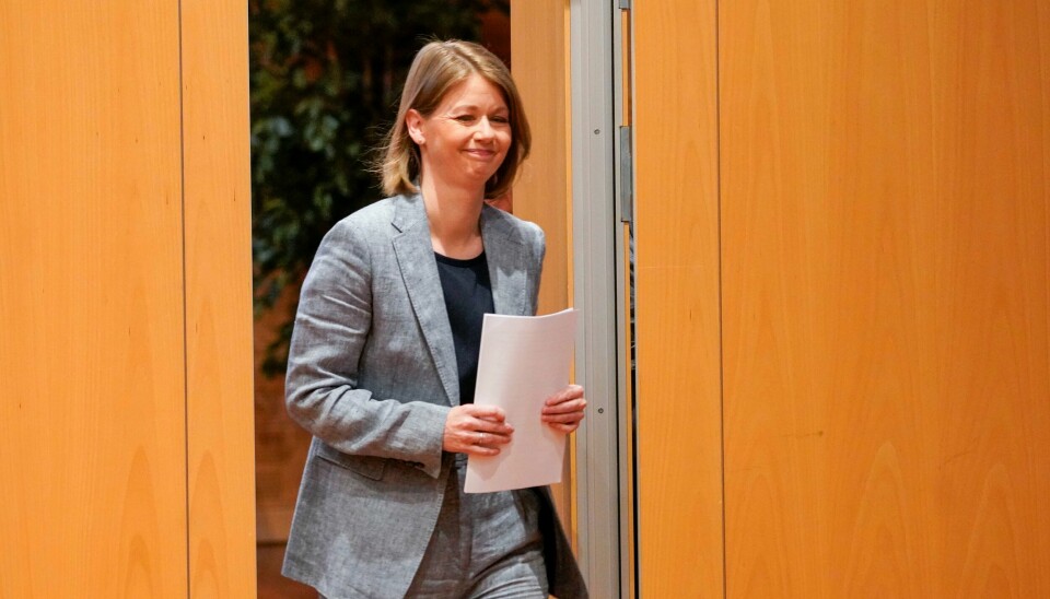 Sentralbanksjef Ida Wolden Bache leder hovedstyret i Norges Bank. De har besluttet å droppe flere selskaper blant annet av frykt for at de selger våpen til Russland og Belarus. Sentralbanksjef Ida Wolden Bache leder hovedstyret i Norges Bank. De har besluttet å droppe flere selskaper blant annet av frykt for at de selger våpen til Russland og Belarus. Foto: Ole Berg-Rusten / NTB