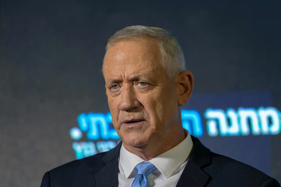 Minister Benny Gantz truer med å trekke seg fra det israelske krigskabinettet dersom ikke statsminister Benjamin Netanyahu og regjeringen forplikter seg til en plan som fastsetter hvem som skal styre territoriet i Gaza etter at krigen med Hamas er over. Minister Benny Gantz truer med å trekke seg fra det israelske krigskabinettet dersom ikke statsminister Benjamin Netanyahu og regjeringen forplikter seg til en plan som fastsetter hvem som skal styre territoriet i Gaza etter at krigen med Hamas er over. Arkivfoto: Tsafrir Abayov / AP / NTB