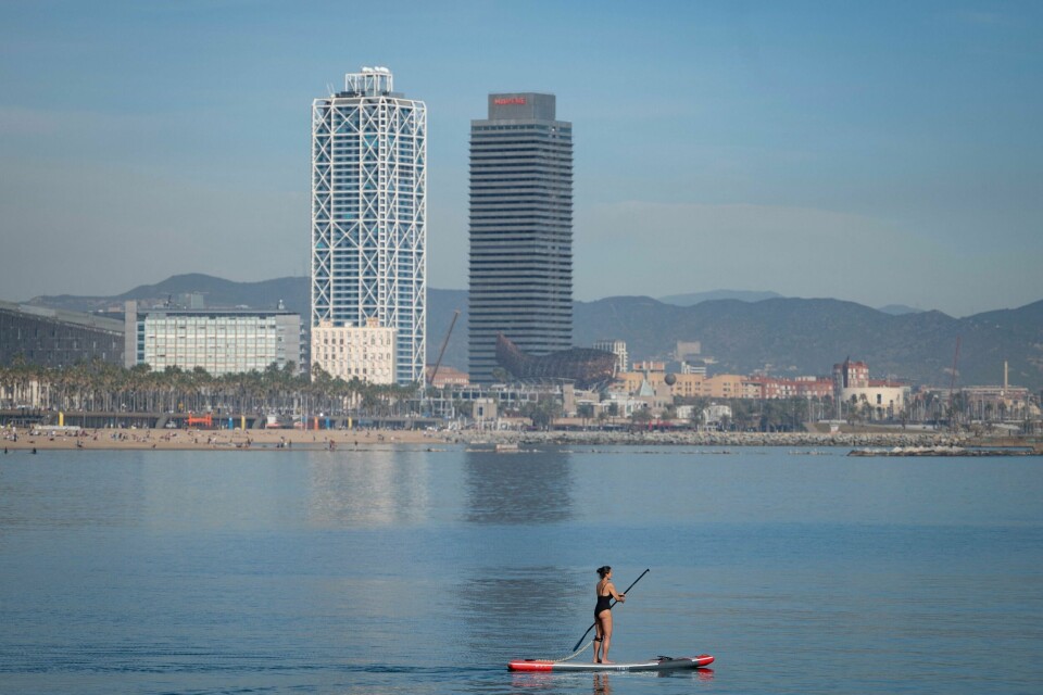 Barcelona. Illustrasjonsfoto. En hetebølge sendte temperaturer opp mot 30 grader i Spania i januar, som her i Barcelona. Landets meteorologiske byrå er bekymret for det de omtaler som et avvik.