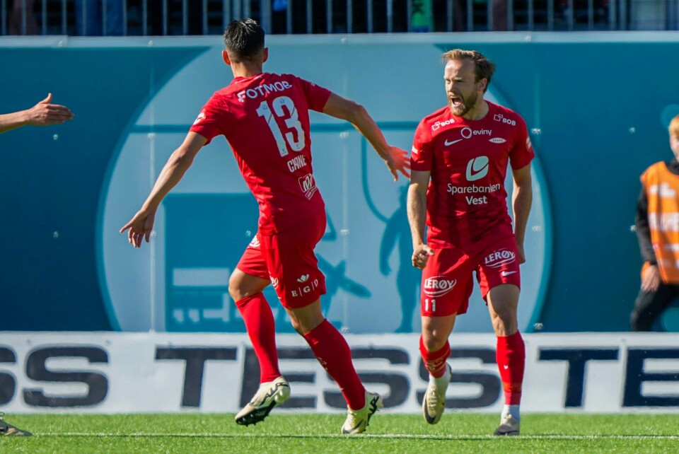 Branns Bård Finne scoret under eliteseriekampen i fotball mellom Kristiansund og Brann på Nordmøre stadion mandag. Branns Bård Finne har akkurat scoret under eliteseriekampen i fotball mellom Kristiansund og Brann på Nordmøre stadion mandag. Foto: Beate Oma Dahle / NTB.