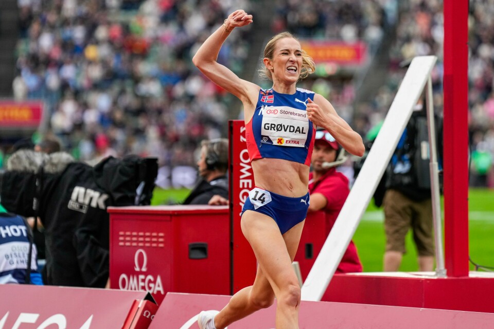 Karoline Bjerkeli Grøvdal slettet Grete Waitz 45 år gamle norske rekord på 3000 meter denne kvelden. Norsk Karoline Bjerkeli Grøvdal under 3000 meter for kvinner under Diamond League Bislett Games 2024 på Bislett Stadion.Foto: Heiko Junge / NTB