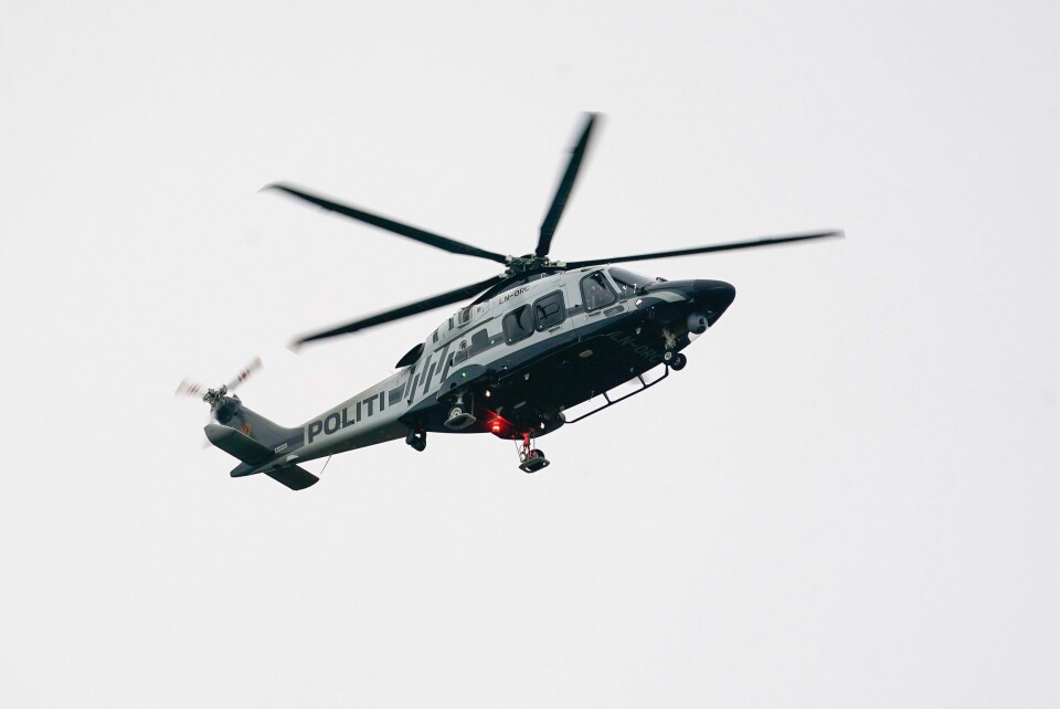 Illustrasjonsfoto. Politiet har satt inn helikopter og hundepatrulje i søket etter en varmepumpetyv i Øvre Eiker.Foto: Terje Bendiksby / NTB