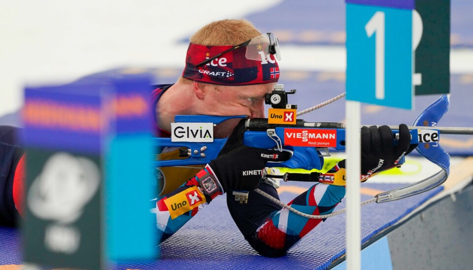 Johannes Thingnes Bø har ikke kunnet bruke skytebanen i Holmenkollen etter sesongslutt. Her under rennet i mars. Johannes Thingnes Bø har ikke kunnet bruke skytebanen i Holmenkollen etter sesongslutt. Her under rennet i mars. Foto: Terje Bendiksby / NTB