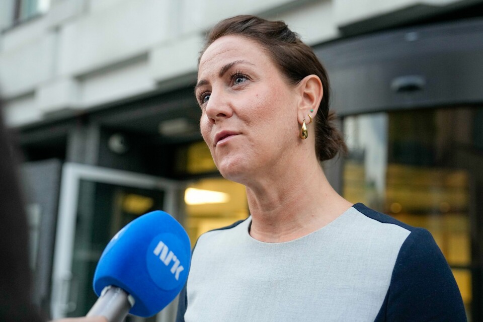 Arbeids- og inkluderingsminister Tonje Brenna (Ap) griper inn med tvungen lønnsnemnd i Akademikernes streik. Arbeids- og inkluderingsminister Tonje Brenna (Ap) griper inn med tvungen lønnsnemnd i Akademikernes streik. Foto: Beate Oma Dahle / NTB