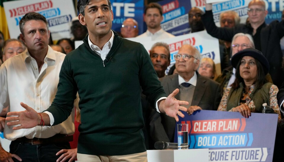 Storbritannias statsminister Rishi Sunak vil innføre et innvandringstak om han blir gjenvalgt. Storbritannias statsminister Rishi Sunak vil innføre et innvandringstak om han blir gjenvalgt. Foto: Alastair Grant / AP / NTB