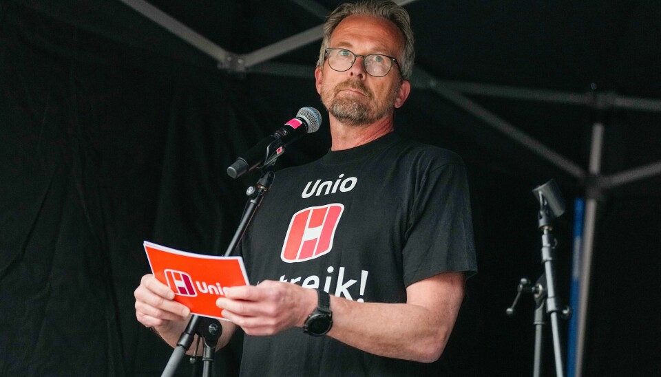 Leder i Utdanningsforbundet, Geir Røsvoll, oppfordrer politikerne til å lytte mer til skolesektoren og legge bort ideologisk motiverte enkelttiltak. Leder i Utdanningsforbundet, Geir Røsvoll, oppfordrer politikerne til å lytte mer til skolesektoren og legge bort ideologisk motiverte enkelttiltak. Foto: Beate Oma Dahle / NTB