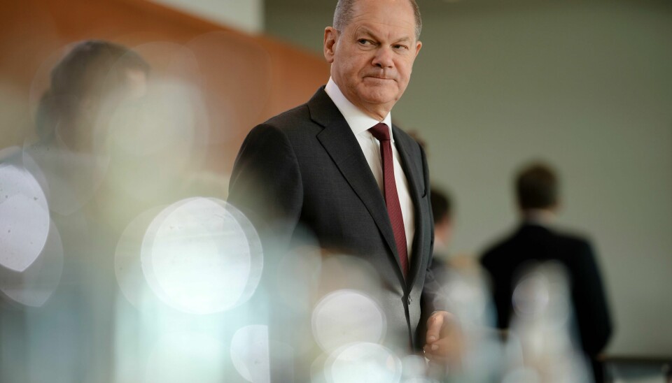 Tysklands forbundskansler, Olaf Scholz, vil ha strengere behandling av utenlandskfødte kriminelle. Tysklands statsminister Olaf Scholz oppfordrer Hamas til å sette fri alle gislene som holdes på Gazastripen. Foto: Markus Schreiber / AP / NTB