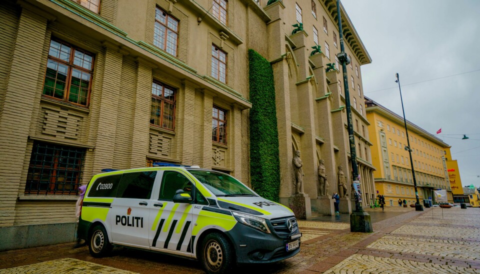 Politiet mener det er fare for bevisforspillelse mens etterforskningen pågår og har bedt Hordaland tingrett om å fengsle mannen i fire uker. Politiet mener det er fare for bevisforspillelse mens etterforskningen pågår og har bedt Hordaland tingrett om å fengsle mannen i fire uker. Foto: Stian Lysberg Solum / NTB