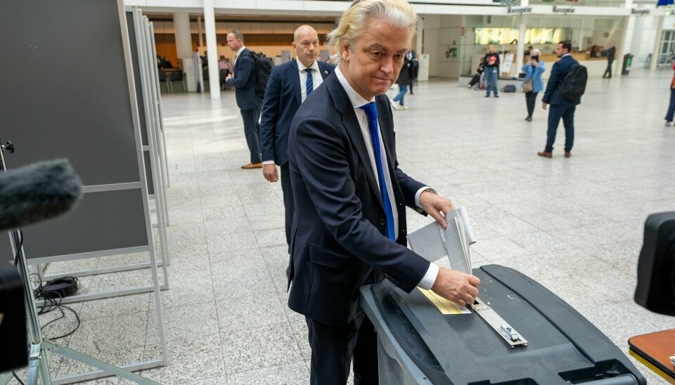 Ytre høyre-lederen Geert Wilders stemmer i EU-parlamentsvalget. Ytre høyre-lederen Geert Wilders stemmer i EU-parlamentsvalget. Foto: Peter Dejong / AP / NTB
