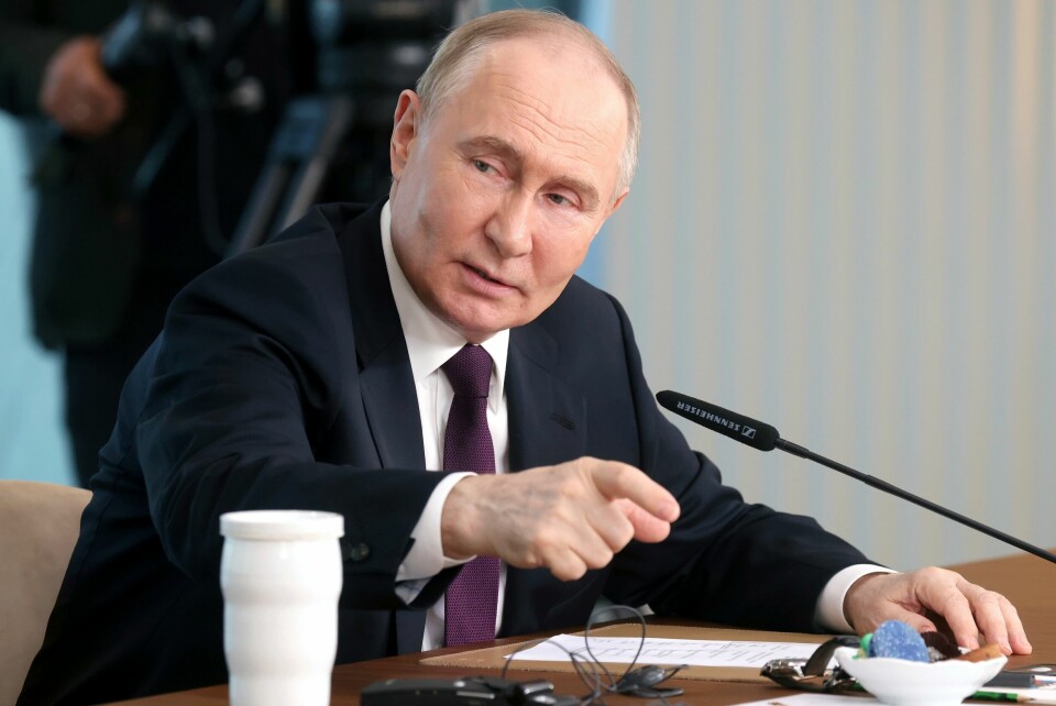 Vladimir Putin vil ta Russland til gammel storhet, ifølge ekspert. Russian President Vladimir Putin speaks to senior news leaders of international news agencies on the sidelines of the St. Petersburg International Economic Forum at the Lakhta Center skyscraper, the headquarters of Russian gas monopoly Gazprom in St. Petersburg, Russia, on Wednesday, June 5, 2024. (Valentina Pevtsova, Sputnik, Kremlin Pool Photo via AP)
