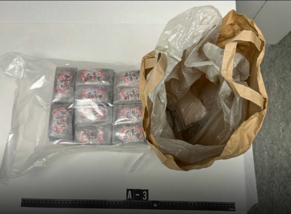 Politiet i Tromsø deler bilder av beslag fra svenske kriminelle nettverk som opererer i Troms. Politiet i Tromsø deler bilder av beslag fra svenske kriminelle nettverk som opererer i Troms. Foto: Politiet / Handout / NTB