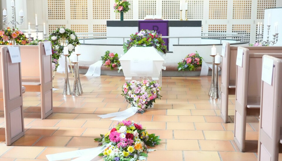 Petter Nome ble bisatt fra Vålerenga kirke i Oslo fredag. Petter Nome ble bisatt fra Vålerenga kirke i Oslo fredag. Foto: Terje Pedersen / NTB