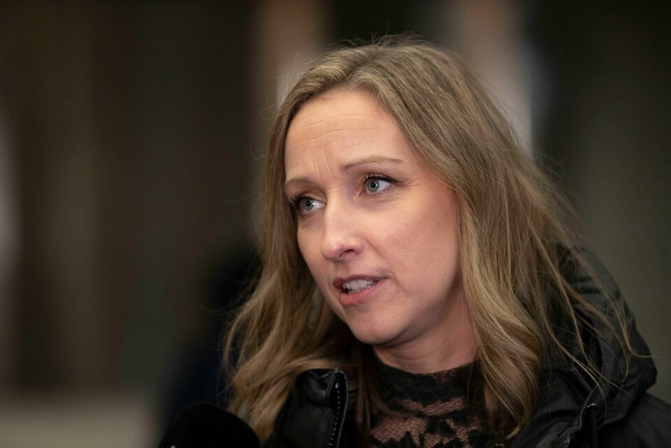 Sjeføkonom Kjersti Haugland i DNB mener at tvilen om rentehopp i desember nå er borte. Kjersti Haugland, sjeføkonom i DNB, sier banken ser tegn til at folks forbruk er på vei ned, men at et sterkt lønnsoppgjør kan komme til å øke rentene. Foto: Hanna Johre / NTB