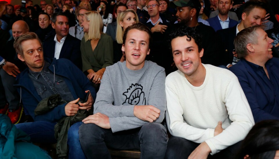 Ylvis-brødrene Bård og Vegard på TVNorges vårlansering i Oslo i 2017. Deres mangeårige samarbeidspartner Calle Hellevang Larsen sitter til venstre i bildet. Ylvis-brødrene Bård og Vegard på TVNorges vårlansering i Oslo i 2017. Deres mangeårige samarbeidspartner Calle Hellevang Larsen sitter til venstre i bildet. Foto: Heiko Junge / NTB