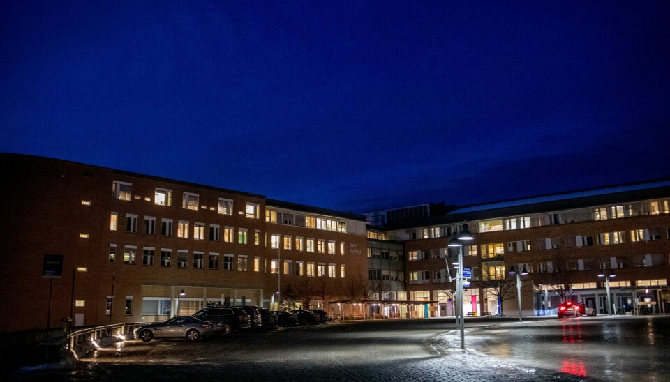 I 2022 og 2023 ble det bare utført 43 nyretransplantasjoner fra levende givere, som er det laveste tallet siden 1982. Det er kvinne- og barneklinikken som er mest berørt av lekkasjen. Foto: Javad Parsa / NTB