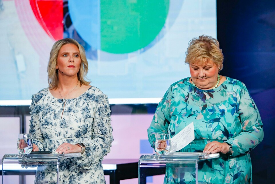 Sylvi Listhaug (Frp) og Erna Solberg (H) må diskutere innvandringspolitikk i eventuelle regjeringsforhandlinger neste år. Listhaug håper Solberg vil støtte forslagene fra Unge Høyre. Erna Solberg (H) havnet på tredjeplass i snittmålingen, mens Sylvi Listhaug (Frp) havnet på delt førsteplass med statsministeren. Foto: Tuva Åserud / NTB