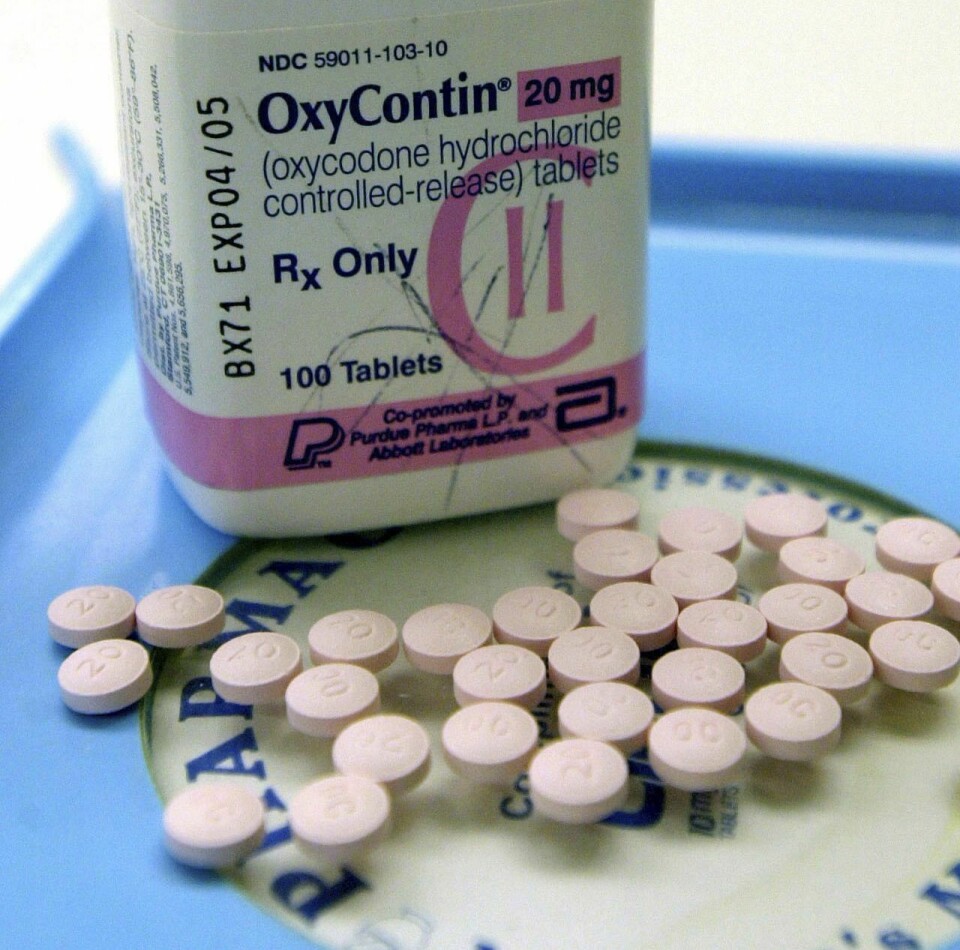 USAs høyesterett avviser en konkursavtale som ville fritatt familien som eier Purdue Pharma, fra framtidige sivile søksmål for selskapets rolle i opioidepidemien i USA. Selskapet har erkjent straffskyld for lovbrudd knyttet til markedsføring av det svært avhengighetsskapende legemiddelet OxyContin. USAs høyesterett avviser en konkursavtale som ville fritatt familien som eier Purdue Pharma, fra framtidige sivile søksmål for selskapets rolle i opioidepidemien i USA. Selskapet har erkjent straffskyld for lovbrudd knyttet til markedsføring av det svært avhengighetsskapende legemiddelet OxyContin. Foto: Toby Talbot / AP / NTB