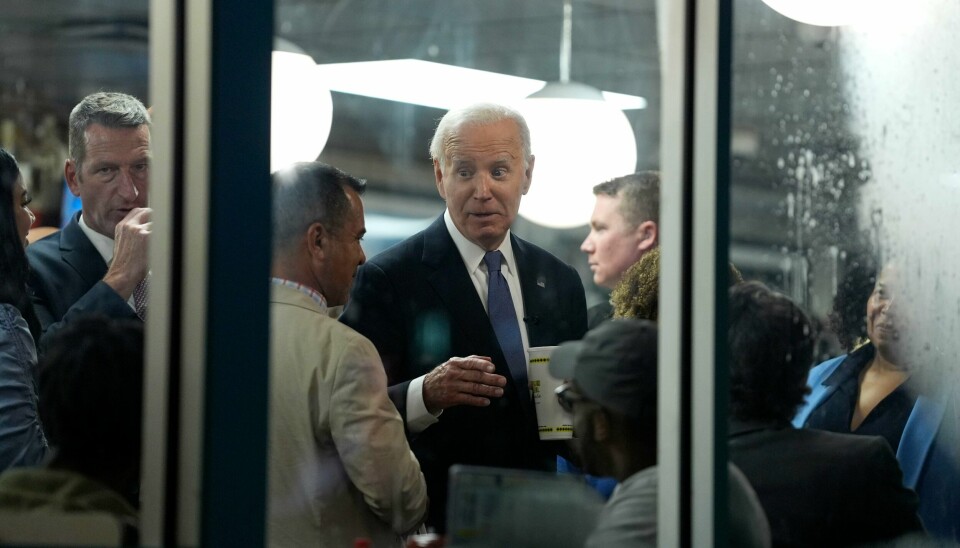 President Joe Biden besøker Waffle House i Marietta i delstaten Georgia etter debatten med Donald Trump. President Joe Biden besøker Waffle House i Marietta i delstaten Georgia etter debatten med Donald Trump. Foto: Evan Vucci / AP / NTB