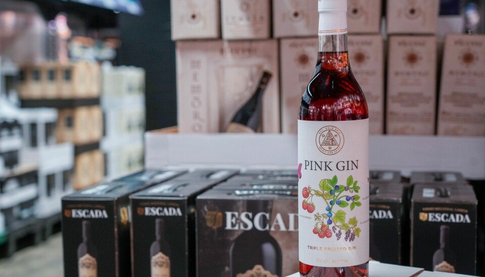 Vinmonopolet har stoppet salget av ginen som er produsert til bryllupet til prinsesse Märtha Louise og Durek Verrett. Vinmonopolet har stoppet salget av ginen som er produsert til bryllupet til prinsesse Märtha Louise og Durek Verrett. Foto: Terje Bendiksby / NTB