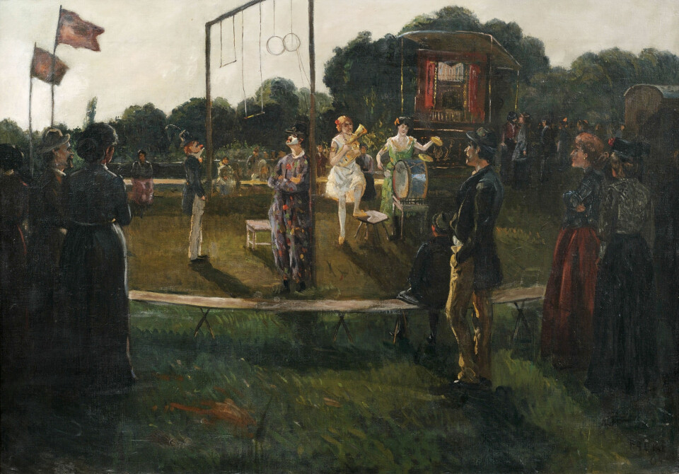 Tysk sirkusopptreden i 1905. Vi vet ikke hva slags sirkus Samuel arbeida ved i Tyskland. Maleri med publikum som ser på en klovn, en mann i flosshatt, en dame som spiller horn og en dame som spiller trommer.