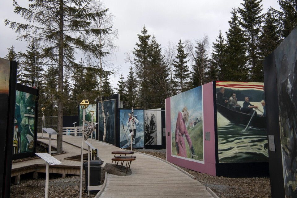 Roseslottet. Spektakulært kunstprosjekt om Norge under andre verdenskrig, ved Frognerseteren i Oslo Roseslottet. Spektakulært kunstprosjekt om Norge under andre verdenskrig. VEBJØRN SAND.