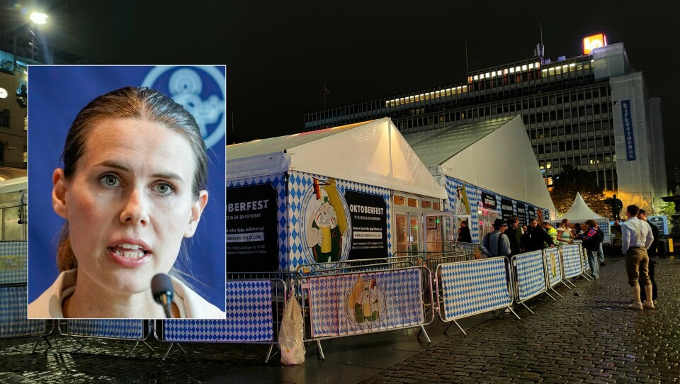 Youngstorget dekkes denne høsten av et gigantisk telt. Først skal det brukes til Oktoberfest, før Fotballfesten tar det i bruk til VM-titting. Innfelt byråd Sirin Hellvin Stav. Youngstorget