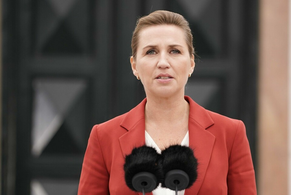 Klima, helse og pensjon er de tre viktigste sakene for danske velgere, men stadig flere bryr seg også om inflasjon og energikrisen, viser analyseinstituttet Voxmeters første måling siden statsminister Mette Frederiksen skrev ut nyvalg. Statsminister Mette Frederiksen har skrevet ut nyvalg 1. november i Danmark, etter at sosialdemokratenes samarbeidsparti Radikale Venstre varslet mistillitsforslag. Foto: Liselotte Sabroe / NTB