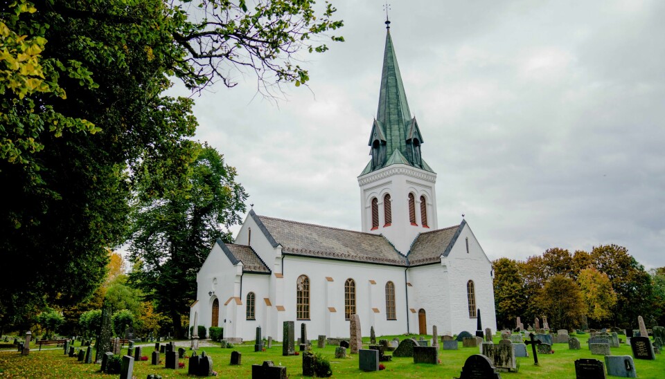 Mer enn 20 kirkelige fellesråd vurderer å stenge kirker på grunn av de høye strømprisene, ifølge KA, arbeidsgiverorganisasjonen for kirkelige virksomheter. På bildet er Eidsvoll kirke. Illustrasjonsfoto. Mer enn 20 kirkelige fellesråd vurderer å stenge kirker på grunn av de høye strømprisene, ifølge KA, arbeidsgiverorganisasjonen for kirkelige virksomheter. På bildet er Eidsvoll kirke. Illustrasjonsfoto: Stian Lysberg Solum / NTB