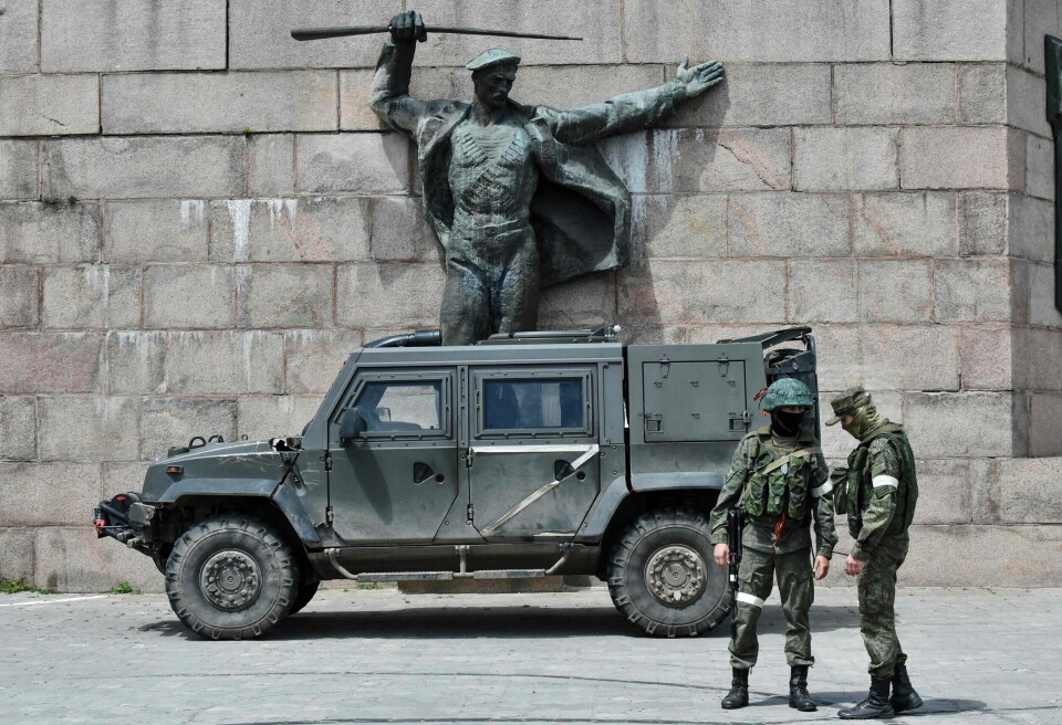 Russiske soldater på plass i Kherson i mai i år. Onsdag forlater prorussiske myndigheter i okkuperte Kherson byen. Russiske soldater på plass i Kherson i mai i år. Onsdag forlater prorussiske myndigheter i okkuperte Kherson byen.