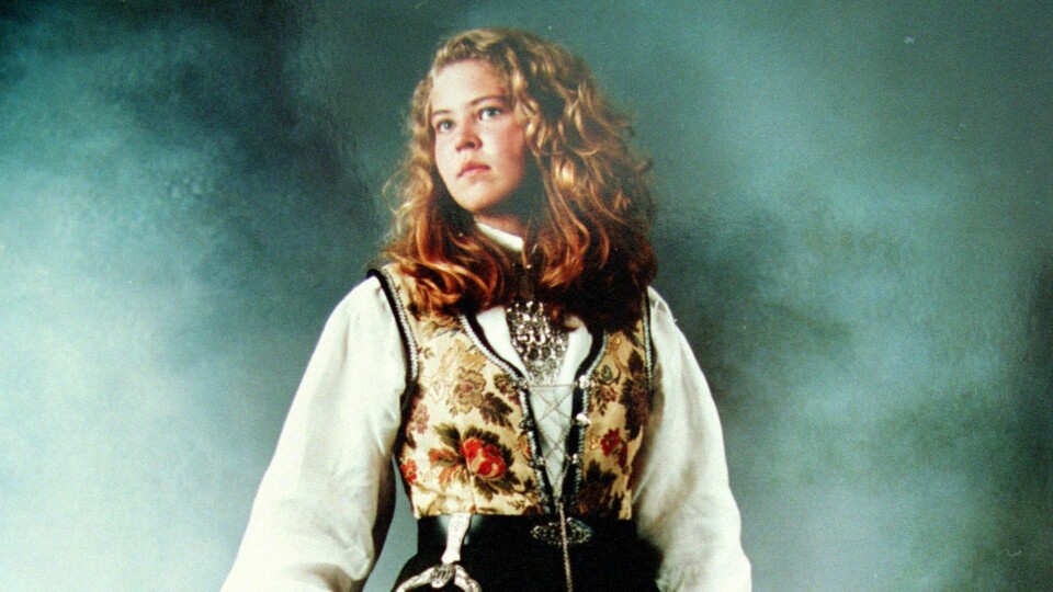Konfirmasjonsbilde av Birgitte Tengs. Hun ble drept 6. mai 1995, 17 år gammel. Konfirmasjonsbilde av Birgitte Tengs. Hun ble drept 6. mai 1995, 17 år gammel.
