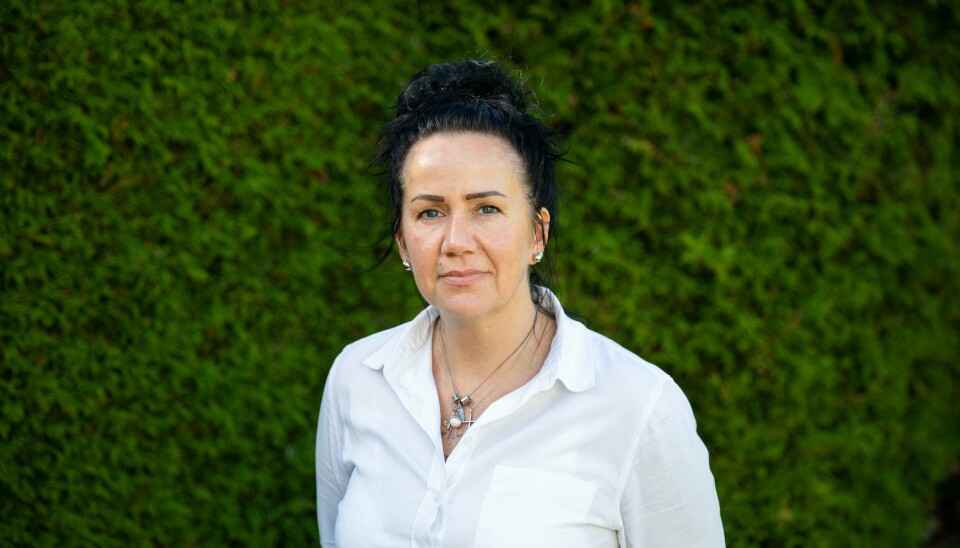 Aud Karin Grønvold fikk kreft i en alder av 30 år. Det ble starten på en lang reise med komplikasjoner og senskader. Nå vil hun hjelpe andre med å komme seg gjennom lignende utfordringer – og ta tilbake livet. Aud Karin Grønvold fikk kreft i en alder av 30 år. Det ble starten på en lang reise med komplikasjoner og senskader. Nå vil hun hjelpe andre med å komme seg gjennom krevende kreftbehandlinger – og ta tilbake livet.