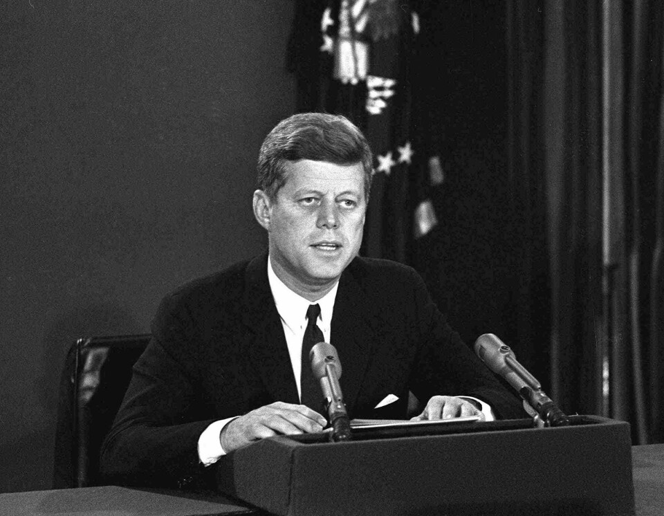 I dag er det 70 år siden John F. Kennedy fortalte det amerikanske folk om marineblokaden av Cuba, og verden holdt pusten.