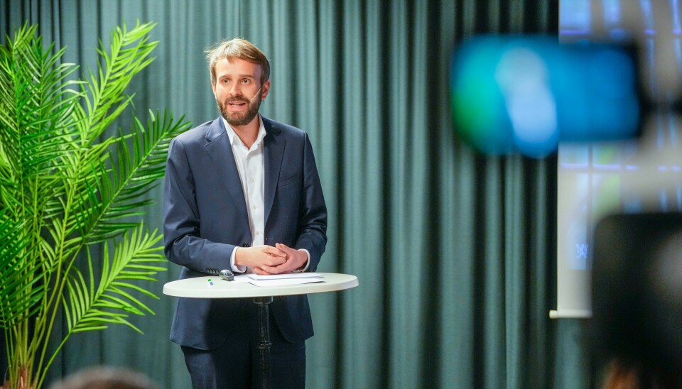 Næringsminister Jan Christian Vestre strammer grepet om dagligvarebransjen. Næringsminister Jan Christian Vestre (Ap) la tysdag fram forslag til korleis konkurranseforholda i daglegvarebransjen kan betrast.Foto: Beate Oma Dahle / NTB / NPK
