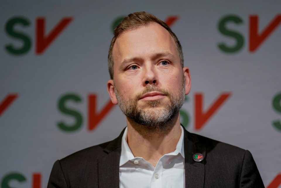 SV-leder Audun Lysbakken vært taus om hva han mener om norsk Nato-medlemskap. Nå sier Lysbakken til Klassekampen at han fortsatt er sterkt kritisk til Nato, men han vil ikke lenger melde Norge ut. Lysbakken