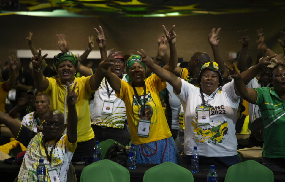 Delegater i godt humør foran partikonferansen i ANC, som begynte fredag. Delegater i godt humør foran partikonferansen i ANC, som begynte fredag.