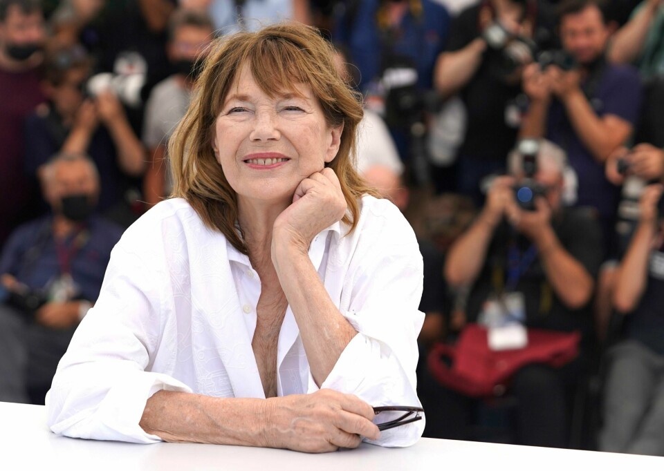 Jane Birkin i Cannes i 2021, før premieren på filmen 'Jane By Charlotte' , dokumentardramaet som ble regissert av datteren Charlotte Gainsbourg. Jane Birkin før premieren på filmen 'Jane By Charlotte' i Cannes i 2021.