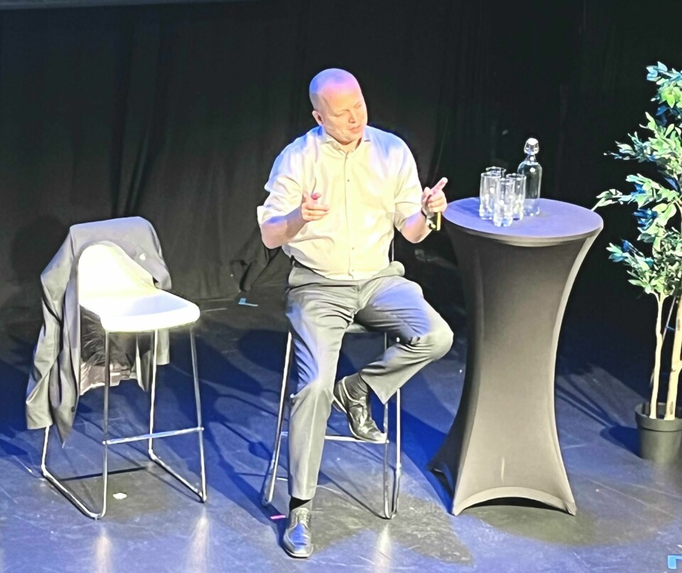 Finansminister Trygve Slagsvold Vedum på scenen under Kåkånomics 2022 i Stavanger. Finansminister Trygve Slagsvold Vedum på scenen under Kåkånomics 2022 i Stavanger.