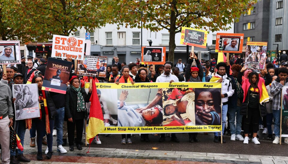 Demonstranter i London prøver å skape oppmerksomhet rundt konflikten i Tigray i Etiopia. Den to år lange krigen har foregått i skyggene, skriver Maren Sæbø. Demonstranter i London prøver å skape oppmerksomhet rundt konflikten i Tigray i Etiopia. Den to år lange krigen har foregått i skyggene, skriver Maren Sæbø.