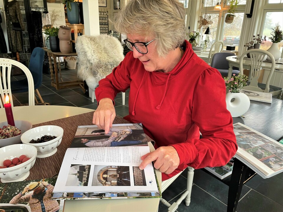Mønsterproduksjon og strikking av Trøgstadkofta ble starten på et strikkeeventyr for Inger og venninnene. Mønsterproduksjon og strikking av Trøgstadkofta ble starten på et strikkeeventyr for Inger og venninnene.