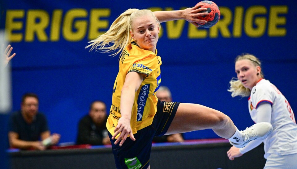 Sveriges Nina Koppang har testet positivt på korona før fredagens EM-åpning. Sveriges Nina Koppang har testet positivt på korona før fredagens EM-åpning. Foto: Magnus Lejhall/TT / NTB