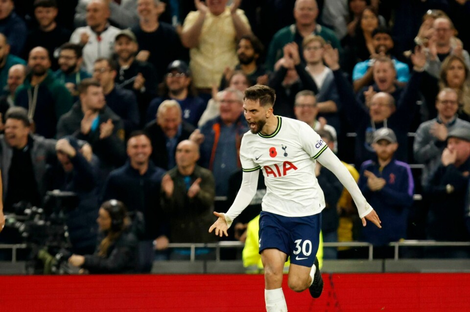 Rodrigo Bentancurs mål i det 83. minutt reddet Tottenham-seier hjemme mot Leeds i ligaen lørdag Rodrigo Bentancurs mål i det 83. minutt reddet Tottenham-seier hjemme mot Leeds i ligaen lørdag. Foto: David Cliff / AP / NTB