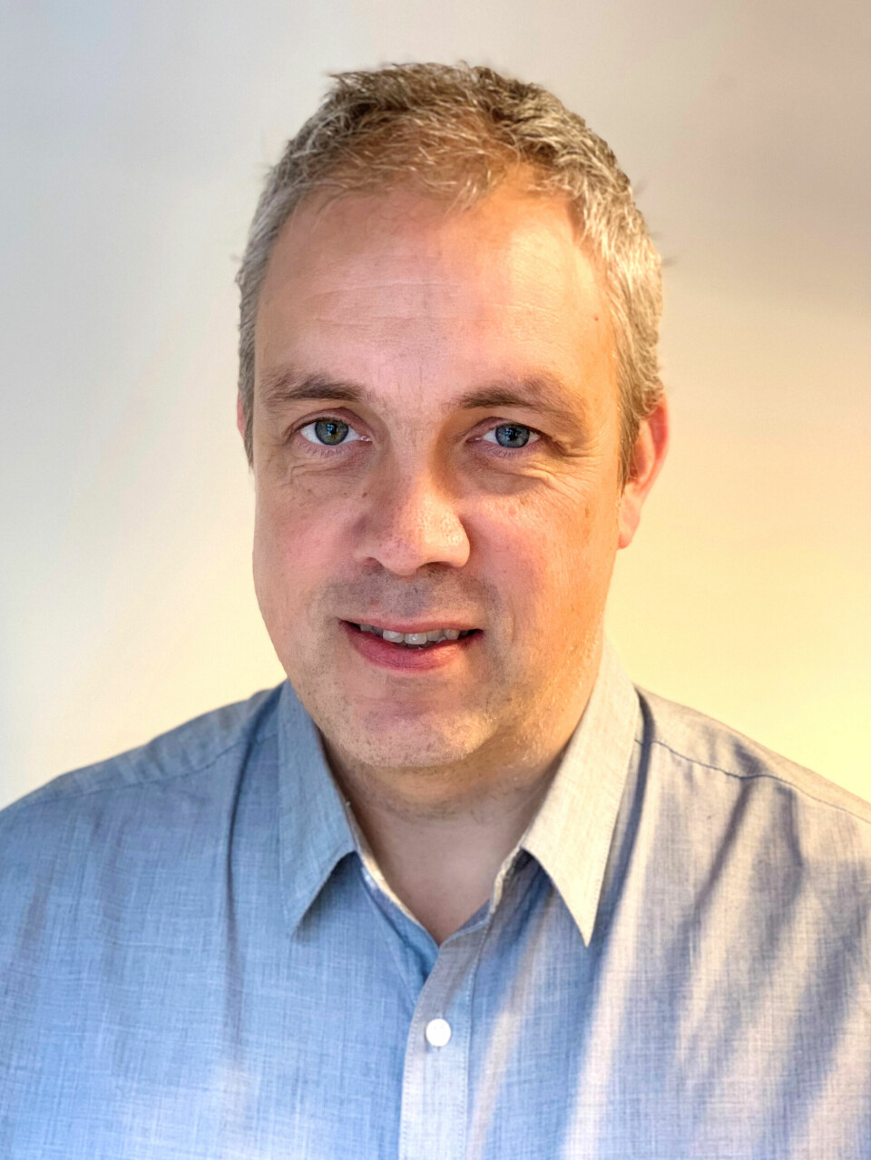 Andreas Furuseth, som er juridisk seniorrådgiver ved NOAS sier at NOAS vil ikke anbefale en generell foreldelsesfrist som er lengre enn ti år. Andreas Furuseth, som er juridisk seniorrådgiver ved NOAS.